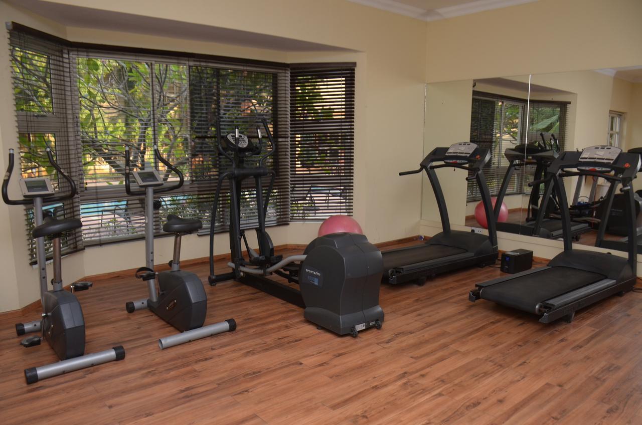 Oakwood Park Hotel Lekki Esterno foto