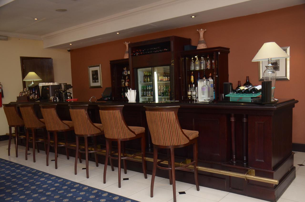 Oakwood Park Hotel Lekki Esterno foto