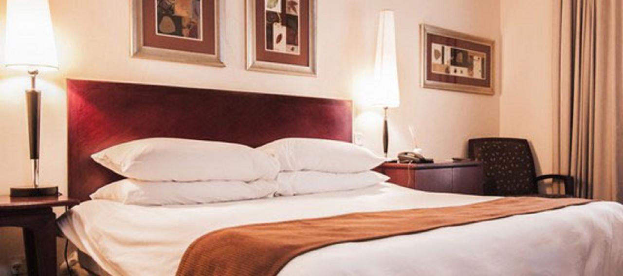 Oakwood Park Hotel Lekki Esterno foto